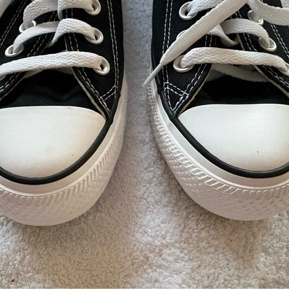 Brand New! Converse All Star Chuck Taylor Black & White Sneakers - SIZE 7 - Picture 7 of 11
